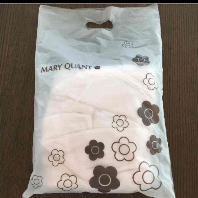 MARY QUANT(マリークワント)の新品 マリークワント ノベルティ ポンチョ レディースのルームウェア/パジャマ(ルームウェア)の商品写真