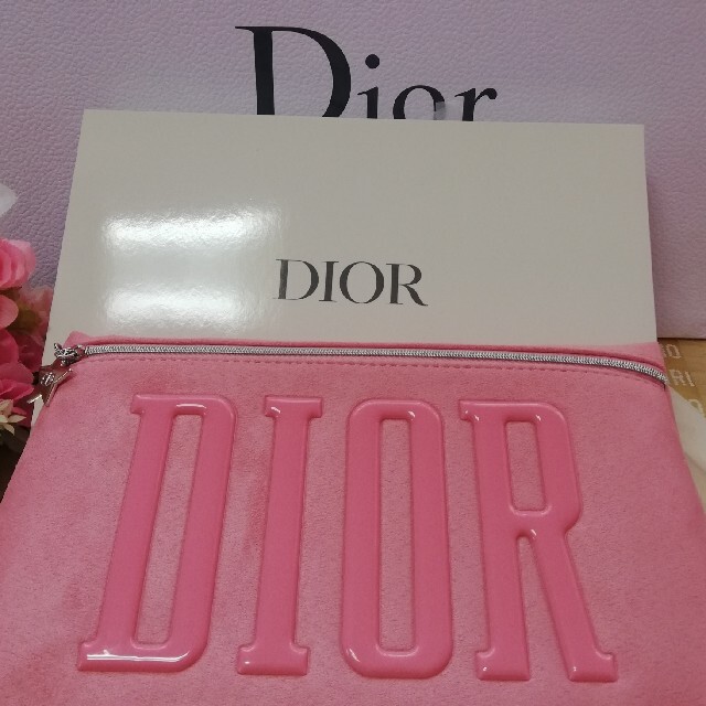 Dior(ディオール)の【非売品】DIOR🌸スプリング🌸ピンクポ―チ🌸【新品】DIOR🌸2021 レディースのファッション小物(ポーチ)の商品写真