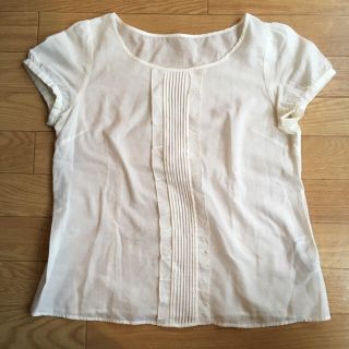 ナチュラルビューティーベーシック(NATURAL BEAUTY BASIC)の美品 ナチュラルビューティー カットソー(Tシャツ(半袖/袖なし))