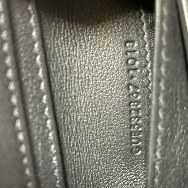 Saint Laurent YSLロゴ ジップ財布 ミニ財布 ウォレット 売り切れ必至