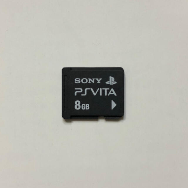 PlayStation Vita(プレイステーションヴィータ)のpsvita メモリーカード 8GB エンタメ/ホビーのゲームソフト/ゲーム機本体(携帯用ゲーム機本体)の商品写真