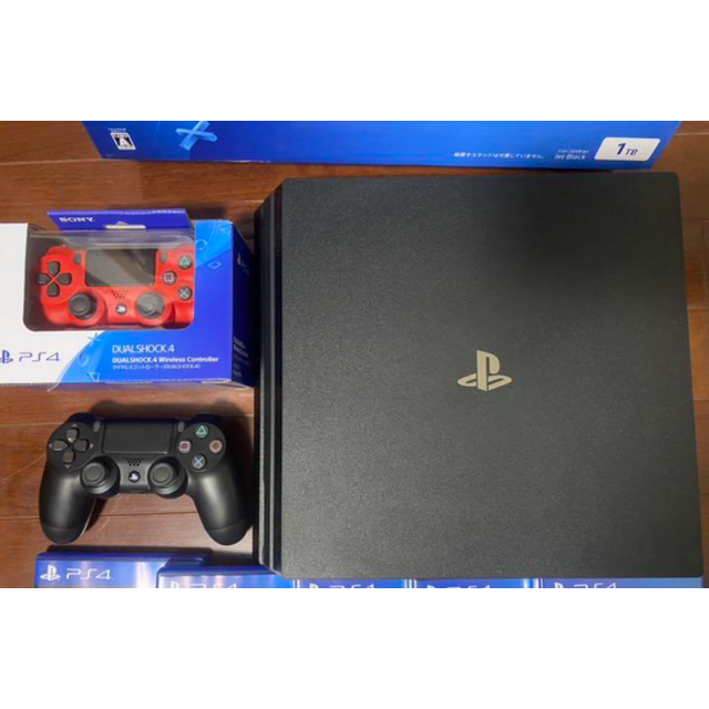 PS4 PRO CUH-7200BB01 ソフト3枚おまけ！！