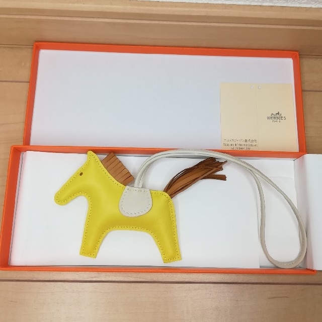 新品未使用　エルメス　HERMES　ロデオ　pm　ライムファッション小物