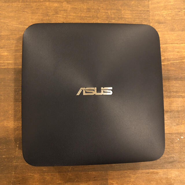ASUS(エイスース)のASUS VivoMini UN45 UN45-VM163Z 小型スティックPC スマホ/家電/カメラのPC/タブレット(デスクトップ型PC)の商品写真