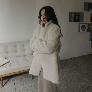 オオトロ(OHOTORO)のfur reversible outer(毛皮/ファーコート)