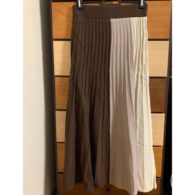 RayCassin(レイカズン)のレイカズン　ニットスカート レディースのスカート(ロングスカート)の商品写真