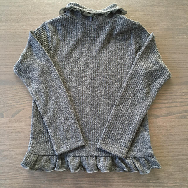 hakka kids(ハッカキッズ)のハッカキッズ　フリルカットソー　120 キッズ/ベビー/マタニティのキッズ服女の子用(90cm~)(Tシャツ/カットソー)の商品写真