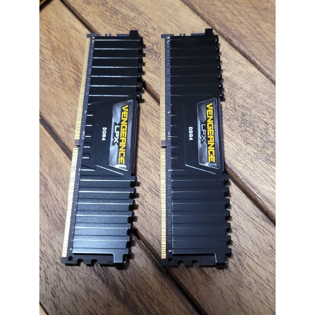 【メモリ　DDR4  2666 】8gb ✕2