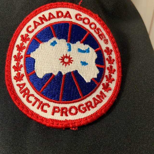 CANADA GOOSE(カナダグース)のカナダグース　ブロンテ レディースのジャケット/アウター(ダウンジャケット)の商品写真
