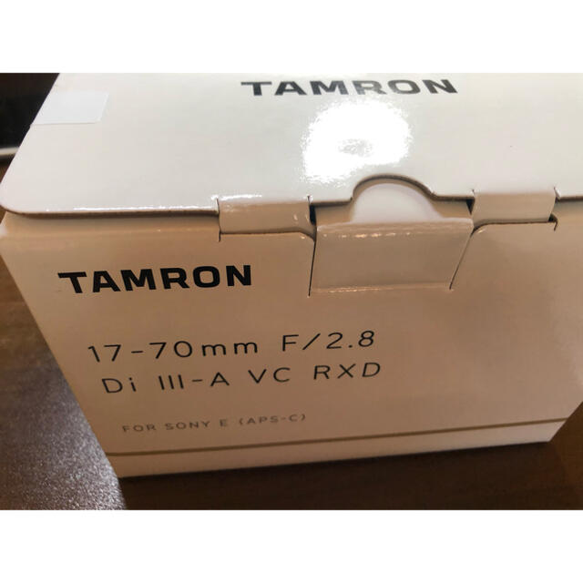 タムロン 17-70mm F/2.8 Di Ⅲ-A VC RXD B070