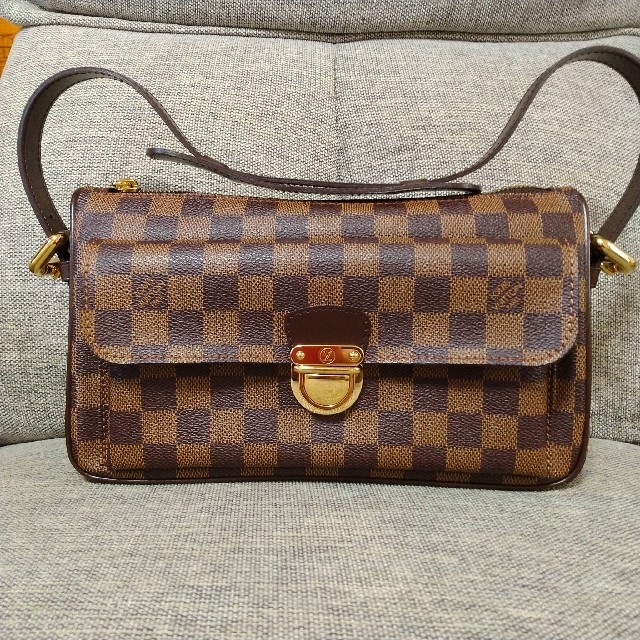 LOUIS VUITTON(ルイヴィトン)のルイ　ヴィトン　ダミエ　ラヴェッロ GM レディースのバッグ(ショルダーバッグ)の商品写真