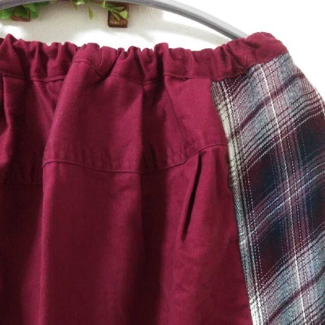 【一点物】ボルドーチェック柄スカート レディースのスカート(ロングスカート)の商品写真