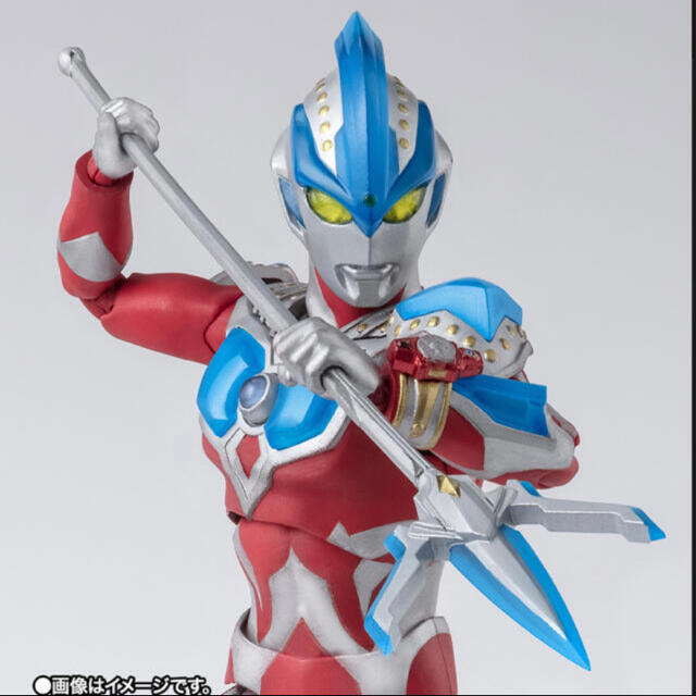 S.H.Figuarts ウルトラマンギンガストリウム　2体セット