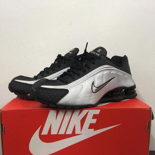 ナイキ(NIKE)のNIKE SHOX R4 28cm 極美品(スニーカー)