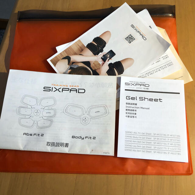 SIXPAD(シックスパッド)のsixpad  Abs Fit2 充電式 スポーツ/アウトドアのトレーニング/エクササイズ(トレーニング用品)の商品写真