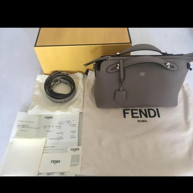 素晴らしい価格 FENDI バイザウェイ グレージュ FENDI - ハンドバッグ