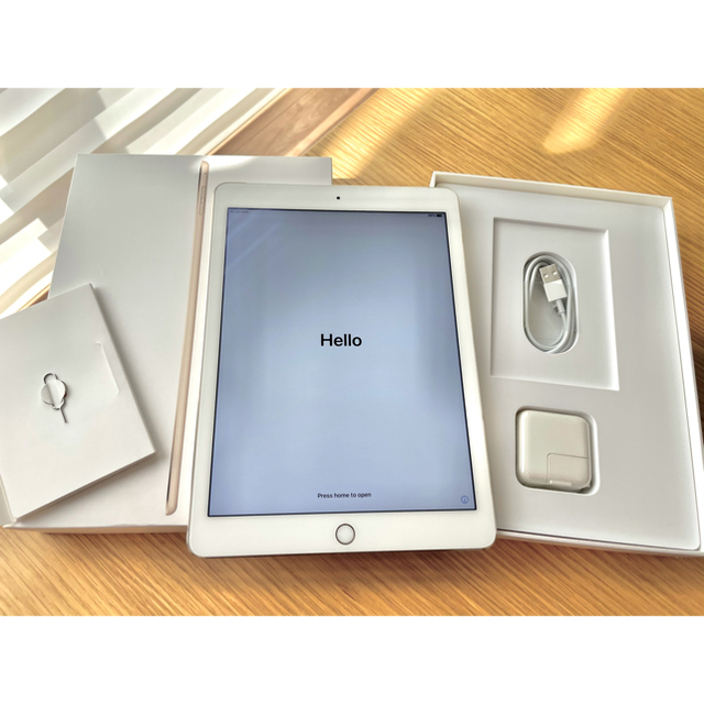 美品 iPad Air 2 Wi-Fi cellularモデル 64GB - タブレット