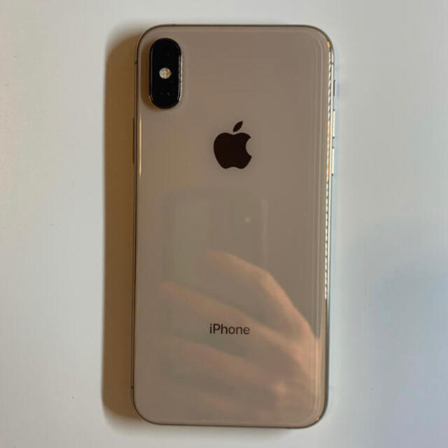 Apple(アップル)のiPhone Xs Gold 512 GB docomo スマホ/家電/カメラのスマートフォン/携帯電話(スマートフォン本体)の商品写真