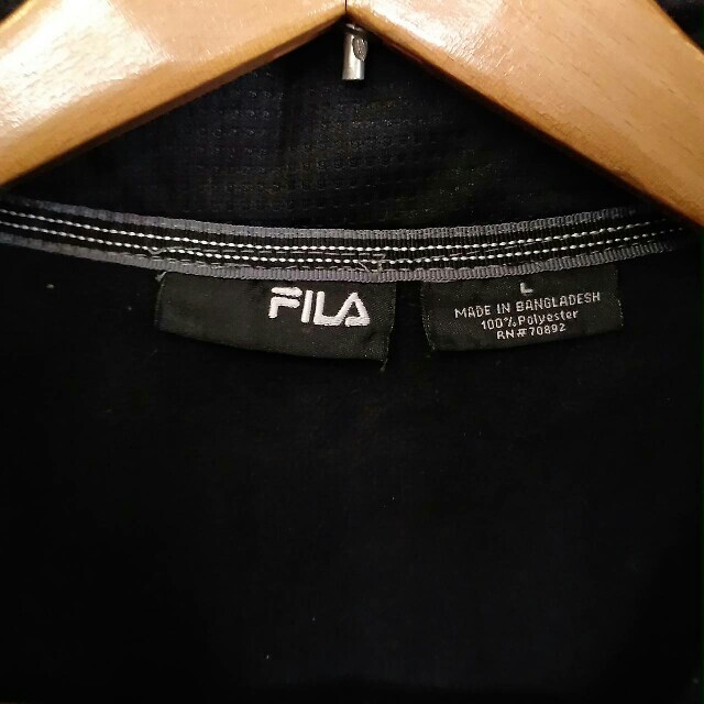 FILA(フィラ)の古着 FILA フィラ フリース 黒ブラック L メンズのトップス(その他)の商品写真