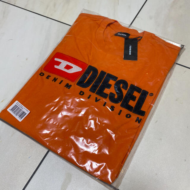 DIESEL(ディーゼル)のラスト1枚！ DIESEL ディーゼル BADHOP着用 メンズのトップス(Tシャツ/カットソー(七分/長袖))の商品写真