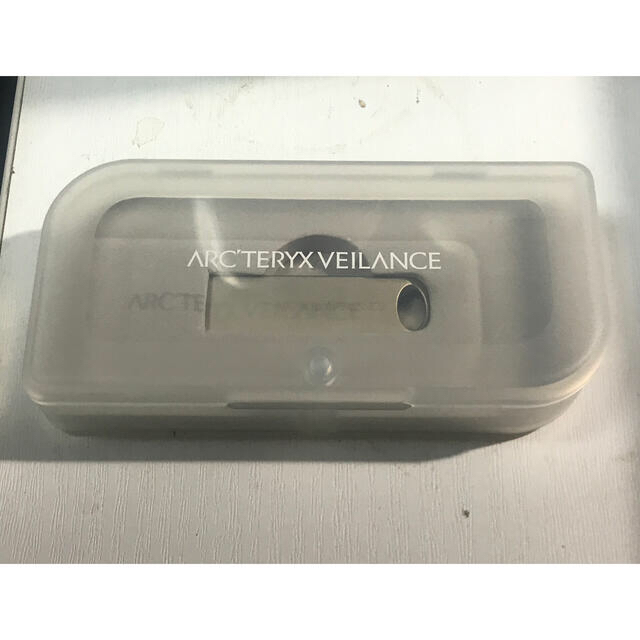 レア　ARC’TERYX veilance 16GB USB ドックタグ　非売品