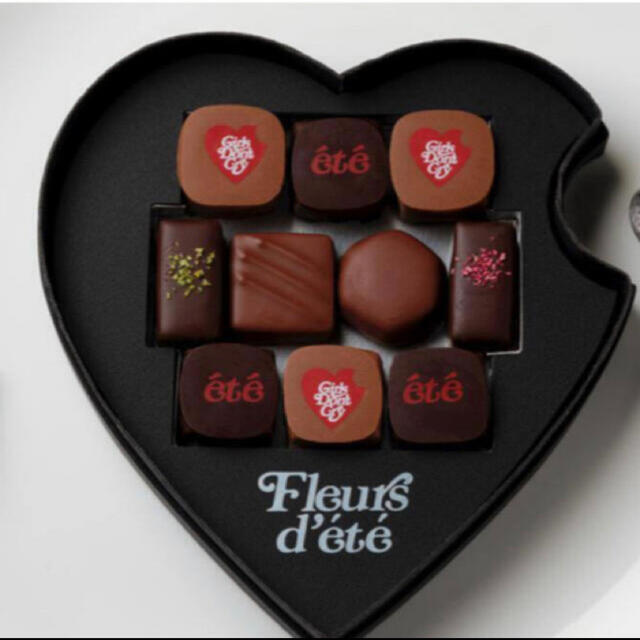 Girls Don’t Cry Bite Heart chocolate box