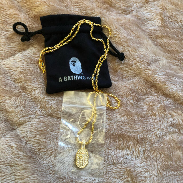 A BATHING APE(アベイシングエイプ)のa bathing ape ゴールドネックレス メンズのアクセサリー(ネックレス)の商品写真