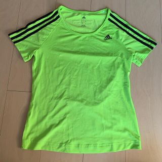 アディダス(adidas)のadidas Tシャツ(Tシャツ(半袖/袖なし))