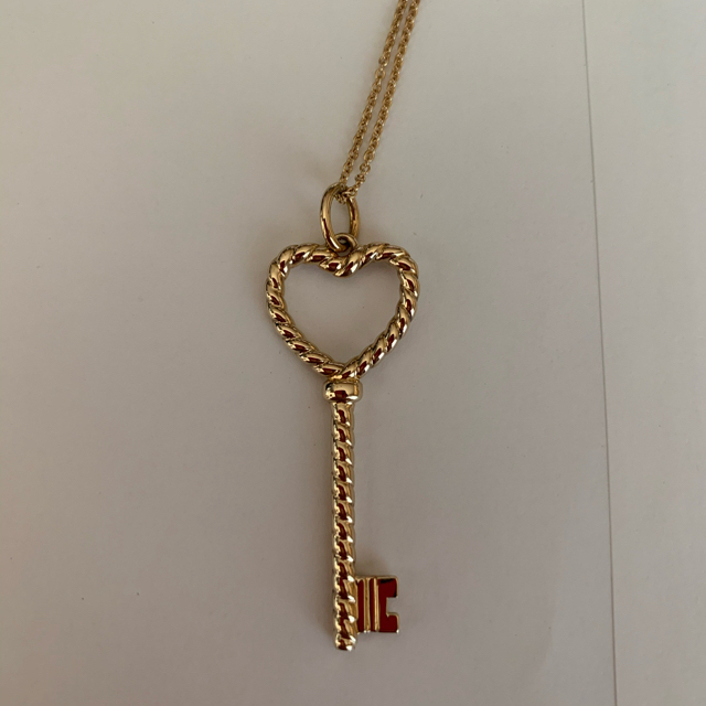 Tiffany Co 廃盤レア ティファニー ツイストハートキーネックレスの通販 By りのきす S Shop ティファニーならラクマ Tiffany Co 廃盤レア ティファニー ツイストハートキーネックレスの通販 By りのきす S Shop ティファニーならラクマ