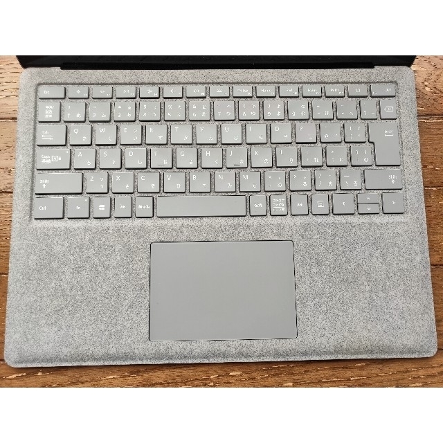 Microsoft(マイクロソフト)のSurface Laptop2 スマホ/家電/カメラのPC/タブレット(ノートPC)の商品写真