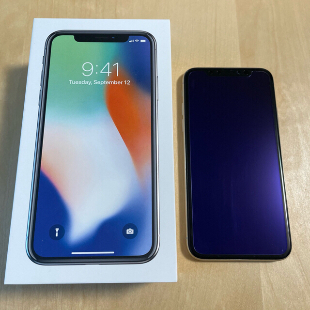 Apple iPhone X シルバー 256GB SIMフリー ロック解除済 価格は安く