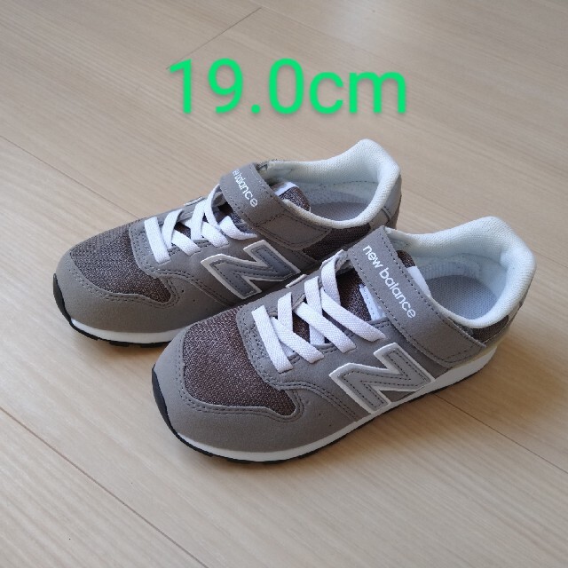 New Balance(ニューバランス)のニューバランス new balance KV996 19.0cm グレー キッズ/ベビー/マタニティのキッズ靴/シューズ(15cm~)(スニーカー)の商品写真