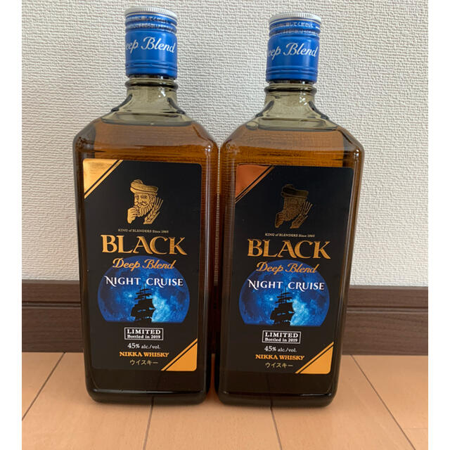 ニッカウヰスキー(ニッカウイスキー)のブラックニッカナイトクルーズ700ml  2本 食品/飲料/酒の酒(ウイスキー)の商品写真
