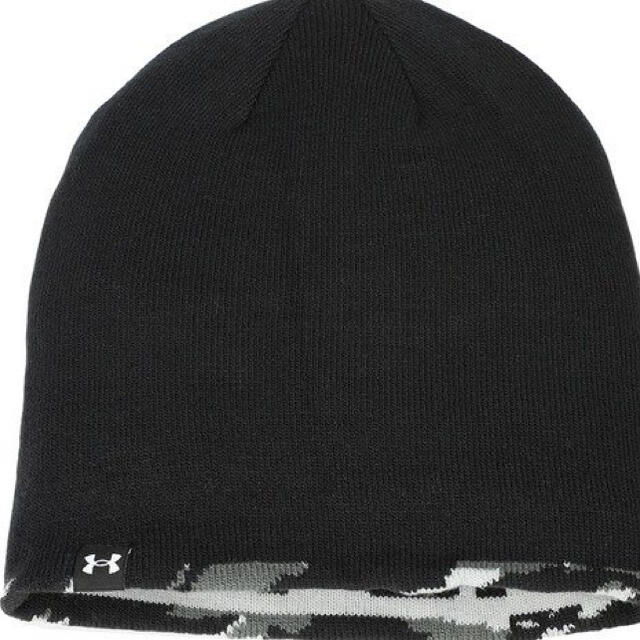 UNDER ARMOUR(アンダーアーマー)のアンダーアーマー   リバーシブル　ニット帽  Knit Cap  ブラック メンズの帽子(ニット帽/ビーニー)の商品写真