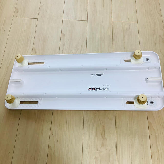 バスボード中古　73×30cm  介護用品　送料込み インテリア/住まい/日用品の日用品/生活雑貨/旅行(タオル/バス用品)の商品写真