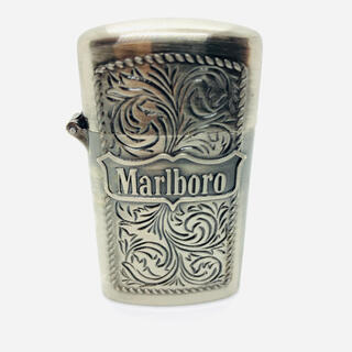 ジッポー(ZIPPO)のMarlboro マルボロ　オイルライター　ZIPPO(タバコグッズ)