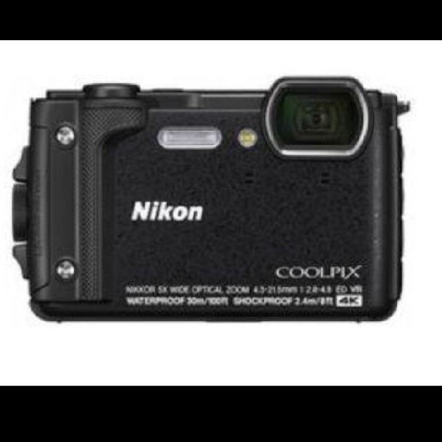 カメラニコン　クールピクス　w300 ブラック　防水　W300 nikon