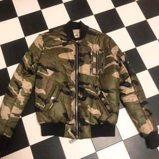 フィアオブゴッド(FEAR OF GOD)の【期間限定格安出品】The New Designers  MA-1 迷彩　カモ(ダウンジャケット)