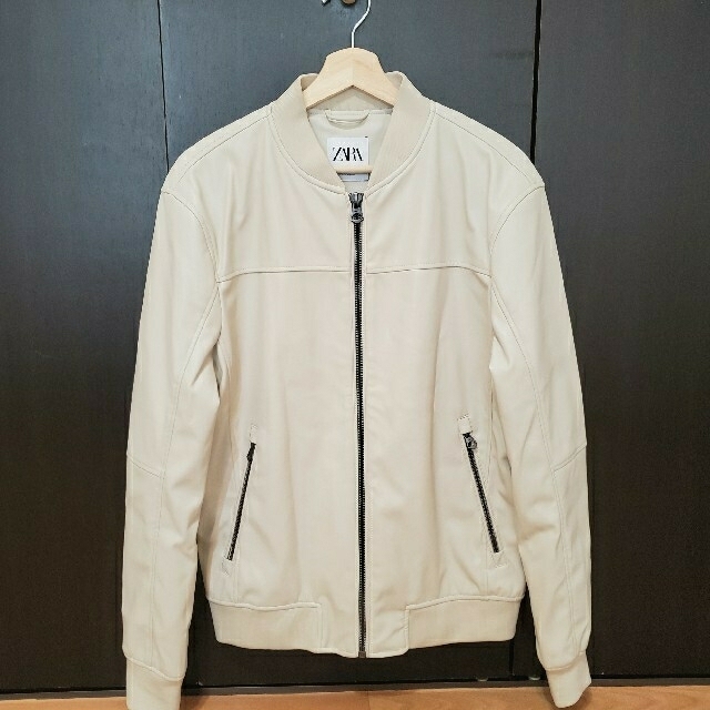 ZARA - 【ZARA】ボンバージャケット(MA-1) 白の通販 by s shop ZARA - 【ZARA】ボンバージャケット(MA-1) 白の通販 by s shop