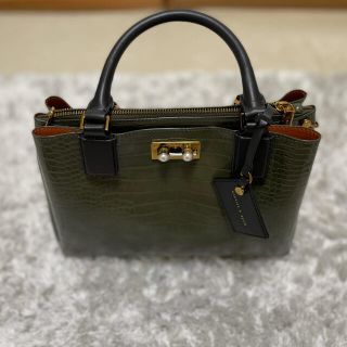 チャールズアンドキース(Charles and Keith)のCharles&Keith ショルダーハンドバッグ(ハンドバッグ)