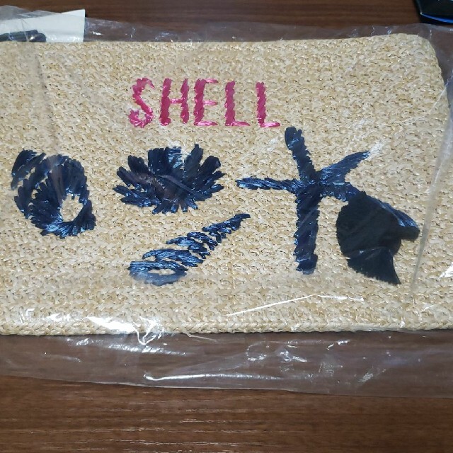 archives(アルシーヴ)の新品 シェル×ヤシ柄刺繍クラッチバッグ レディースのバッグ(クラッチバッグ)の商品写真