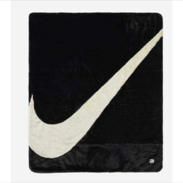 NIKE Plush Fake Fur Blanket Black/Fossil