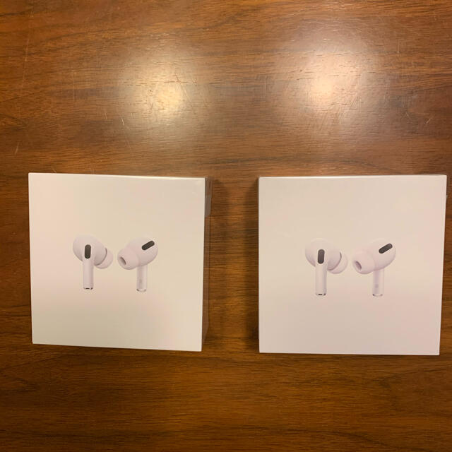 超人気の Apple - AirPods Pro MWP22J/A 2個セット ヘッドフォン