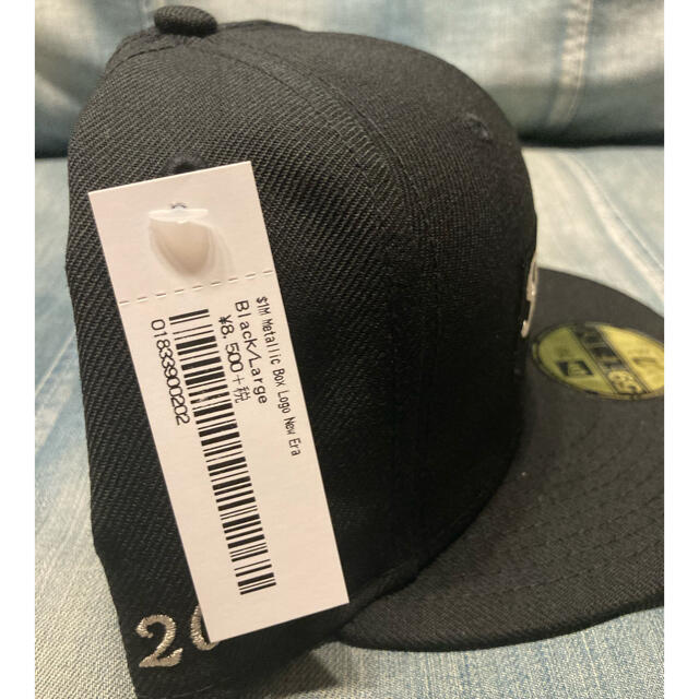 Supreme(シュプリーム)のSupreme $1M Metallic Box Logo New Era メンズの帽子(キャップ)の商品写真