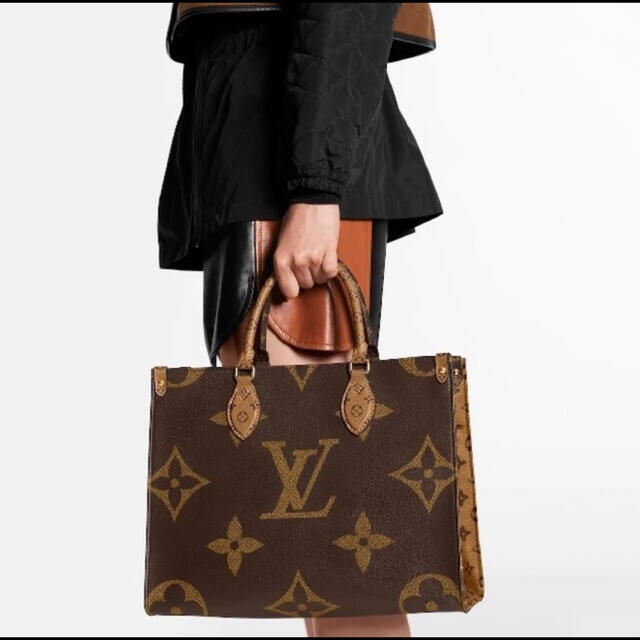 LOUIS VUITTON(ルイヴィトン)のオンザゴー　MMサイズ レディースのバッグ(トートバッグ)の商品写真