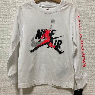 ナイキ(NIKE)の【新品未使用】NIKE ナイキ ジョーダン ロンT 110 116 シャツ(Tシャツ/カットソー)