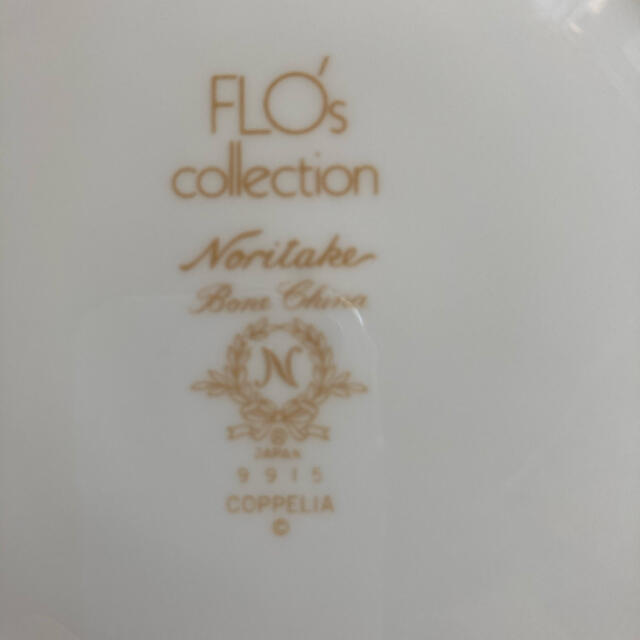 Noritake(ノリタケ)の✳︎ノリタケ　FLO's collection ケーキ皿✳︎5枚セット インテリア/住まい/日用品のキッチン/食器(食器)の商品写真