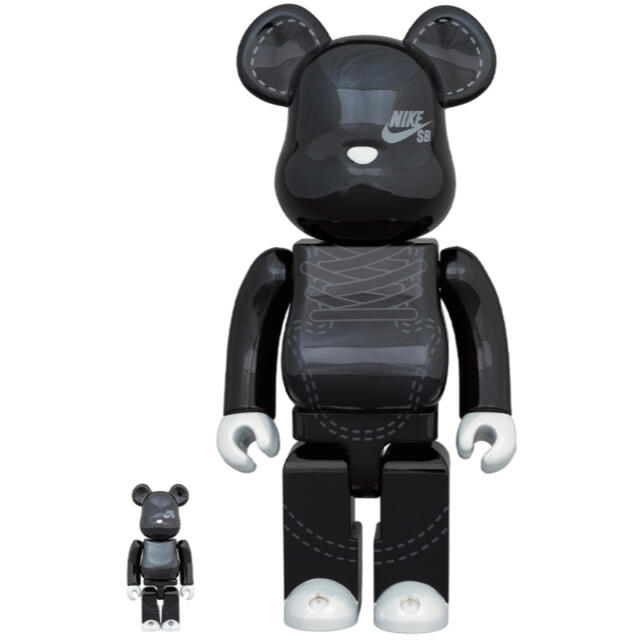 MEDICOM TOY(メディコムトイ)のBE@RBRICK NIKE SB 20年 8月 BLACK 100％ 400％ エンタメ/ホビーのフィギュア(その他)の商品写真