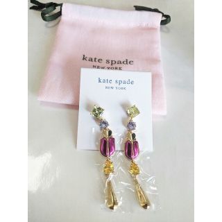 ケイトスペードニューヨーク(kate spade new york)の【新品】kate spade ケイトスペード ピアス LOVE BUGS マゼン(ピアス)