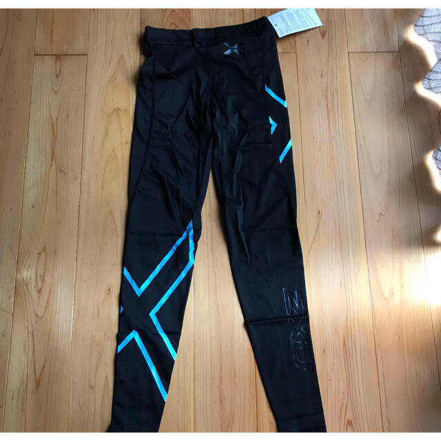 2XU(ツータイムズユー)の2XU  メンズ ロングパンツ  Sサイズ blue メンズのレッグウェア(レギンス/スパッツ)の商品写真